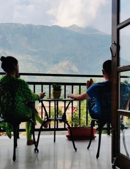 Rangoli Chandel and Ajay